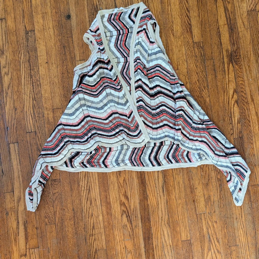 Foxcroft Zigzag Patterned Sweater Vest